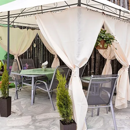 U Bazanta *** - V Sukromi ホームステイ